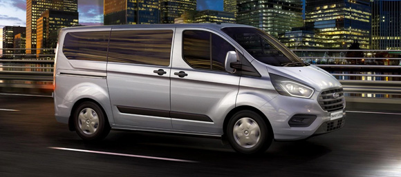 ford transit custom minibus