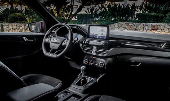 ford kuga diseño interior