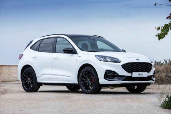 ford kuga blanco apertura