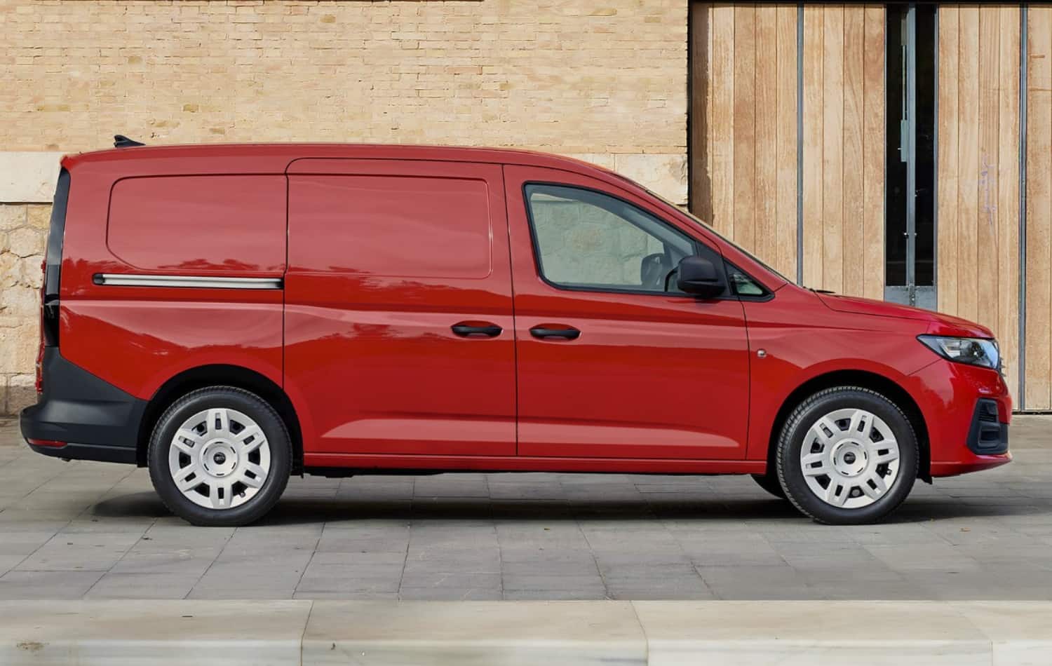 Ford Transit Connect roja visión lateral