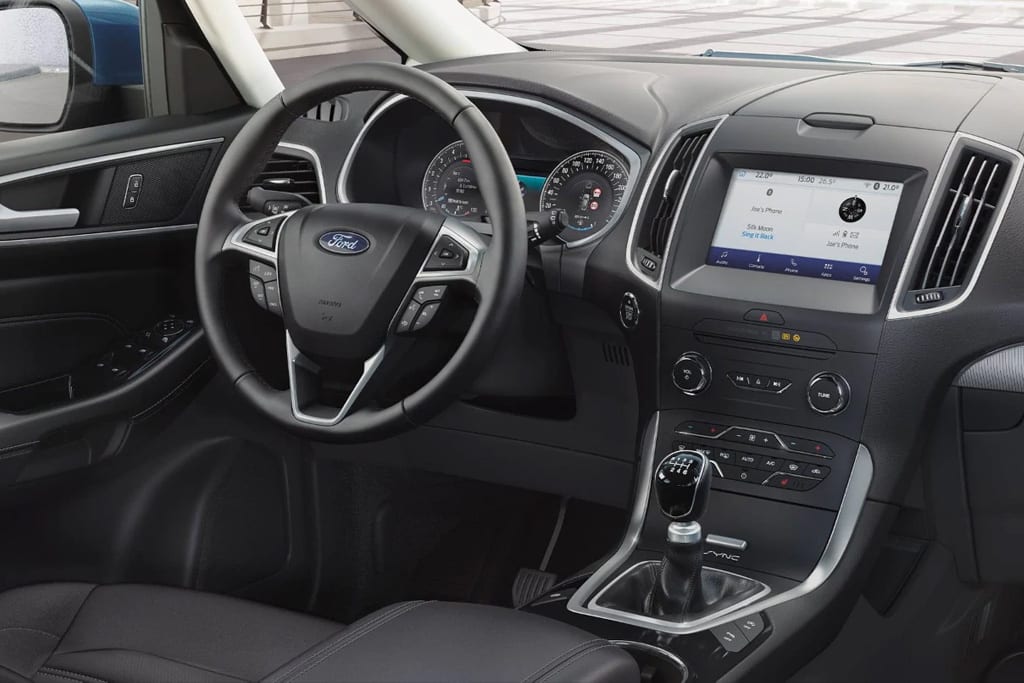 ford galaxy diseño interior