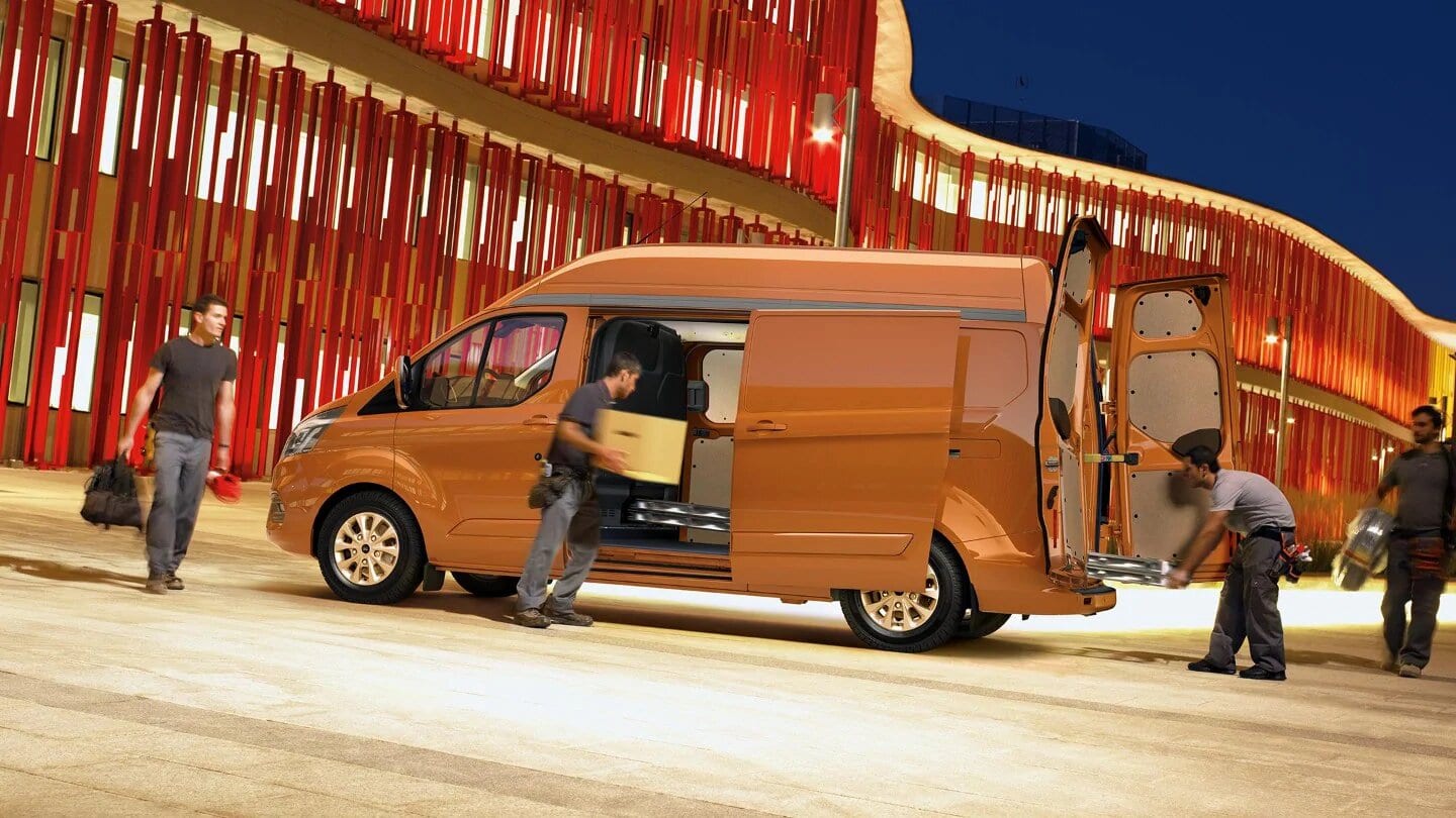 ford transit custom romacar