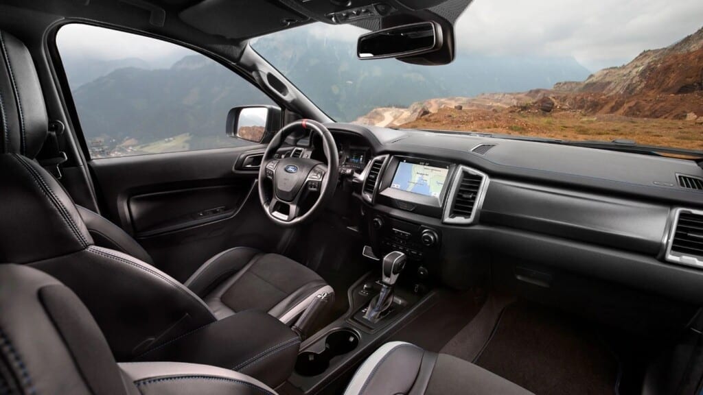 Ford Ranger raptor km 0 diseño interior