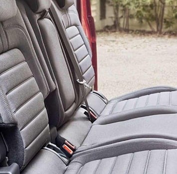 ford tourneo courier segunda mano asientos