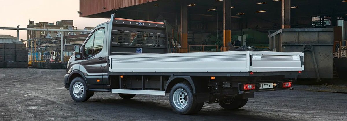 ford transit chasis modelo