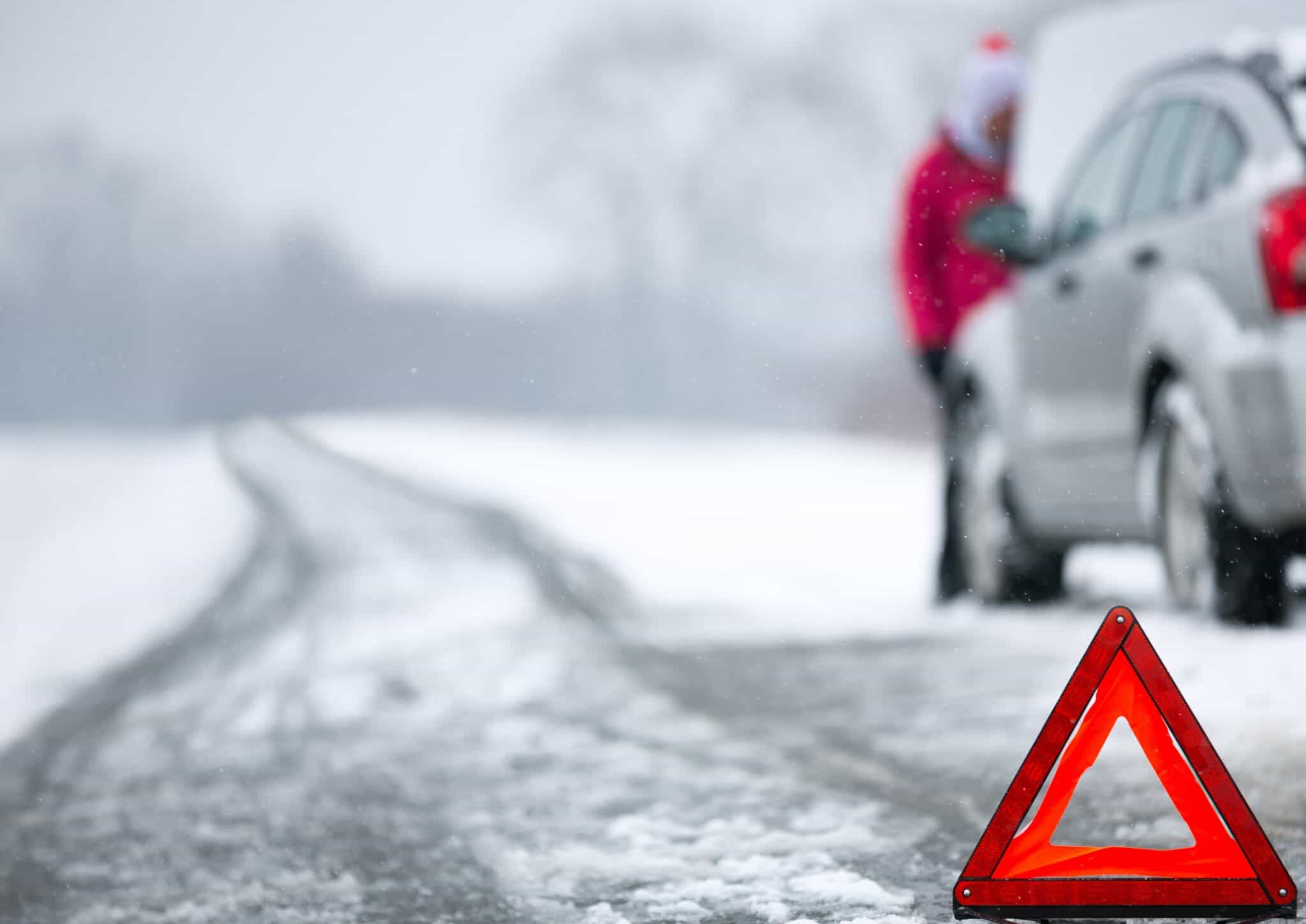 conducir con nieve revisión vehículo