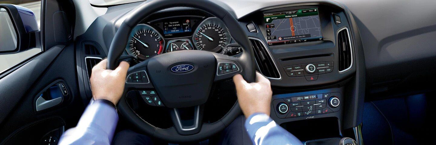 asistentes de conducción ford tecnologia