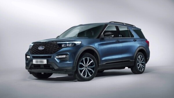 ford-explorer-phev-ahorro Ford Explorer PHEV ahorro y autonomia color azul