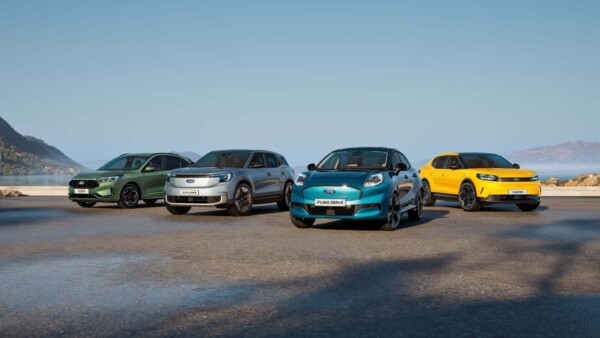 ayudas-plan-auto-plus-ford modelos Ford expuestos